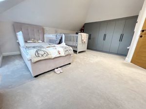 Bedroom- click for photo gallery